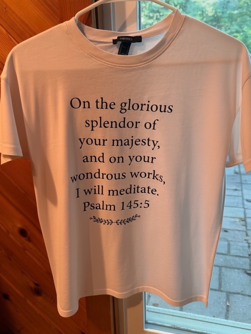Forever 21 White Short-Sleeve Psalm 145:5 Graphic Tee